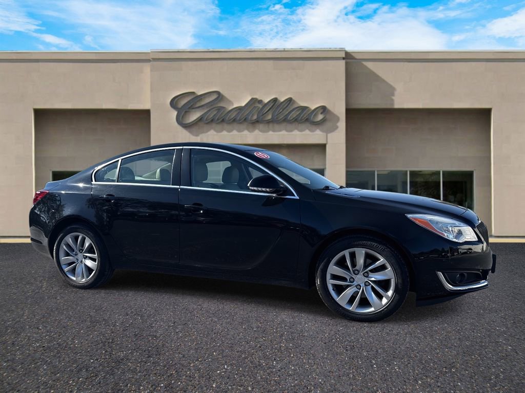 Used 2015 Buick Regal image 1