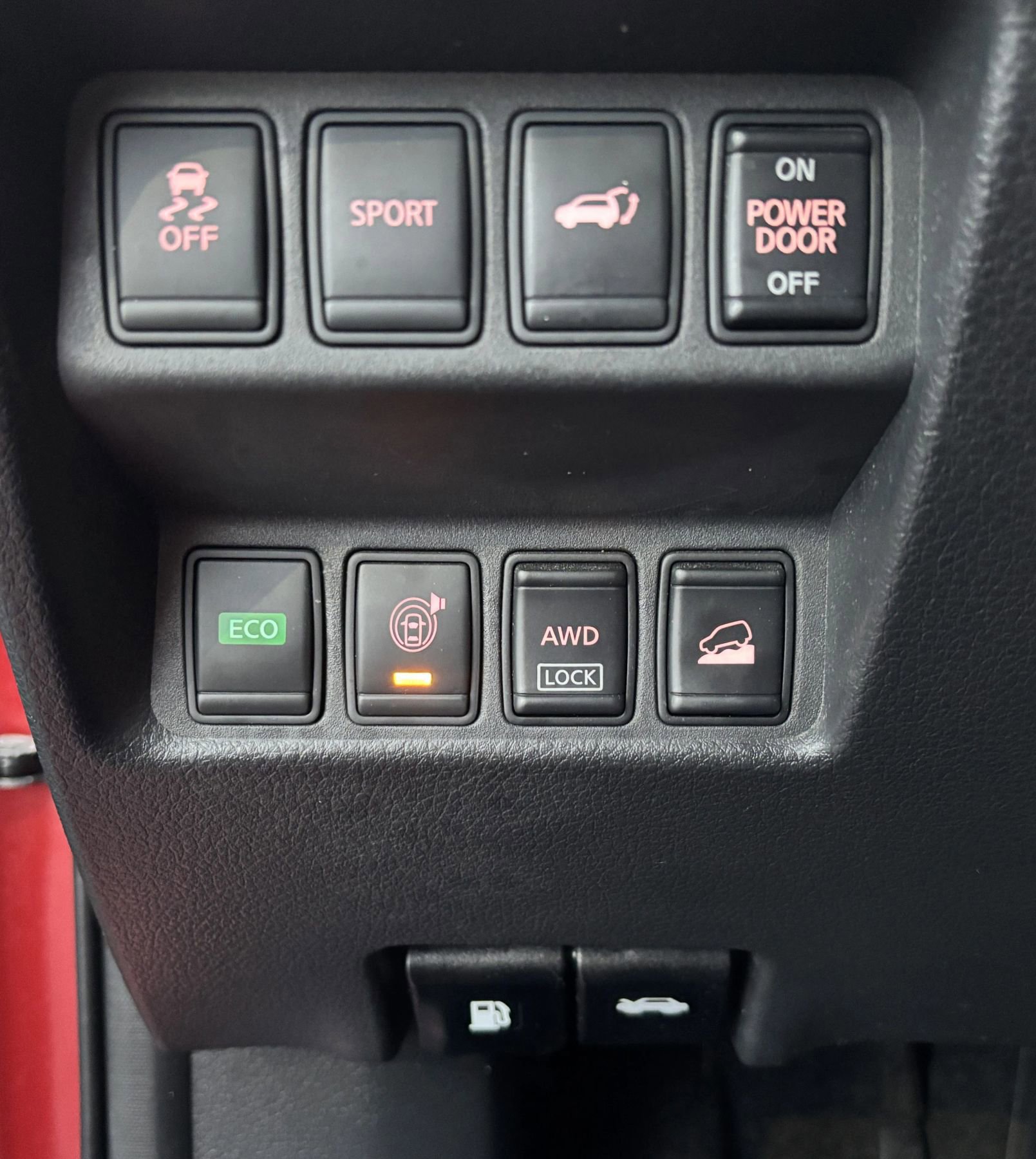 Used 2015 Nissan Rogue SV w/ SV Premium Package AWD/4WD image 16