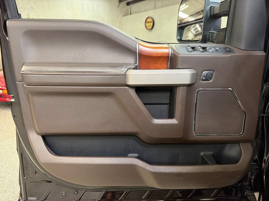 Used 2019 Ford F250 King Ranch w/ King Ranch Ultimate Package AWD/4WD image 28