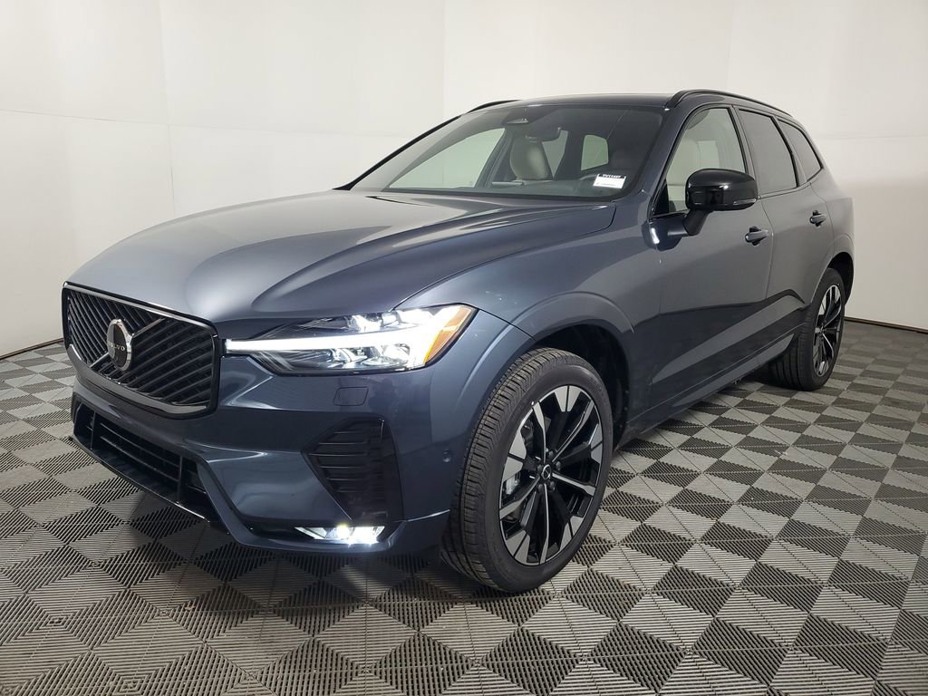 New 2026 Volvo XC60 B5 Plus w/ Climate Package image 3