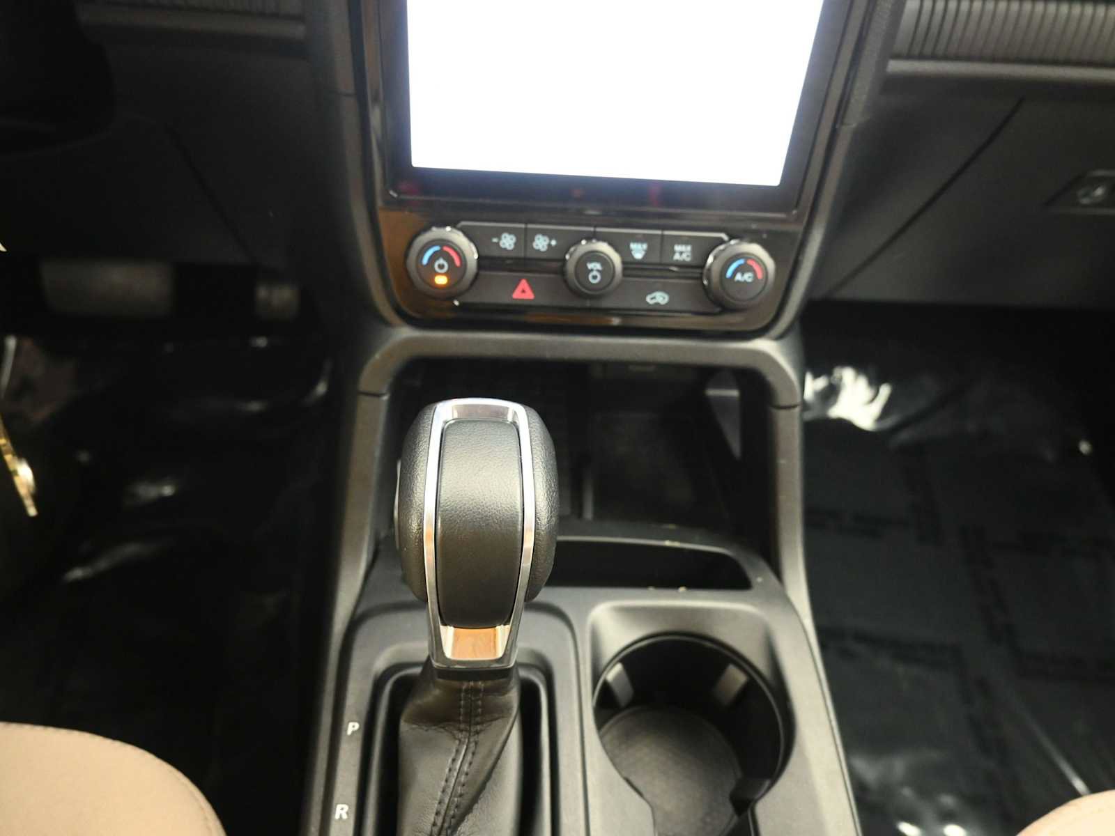 Used 2024 Ford Ranger XLT w/ Equipment Group 301A High image 23