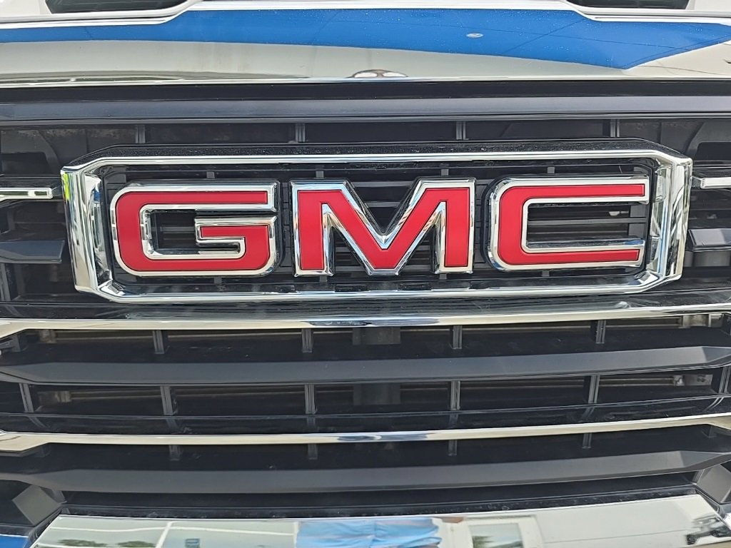Used 2024 GMC Sierra 3500 SLT w/ X31 Off-Road Package image 32
