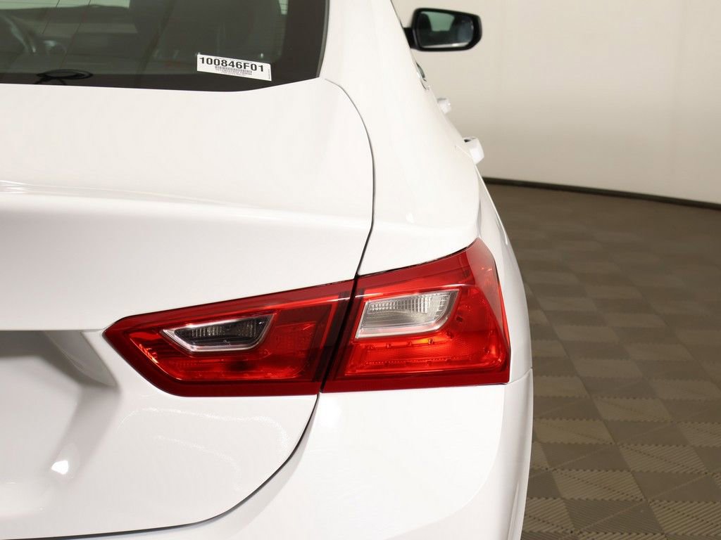 Used 2025 Chevrolet Malibu LS FWD image 15