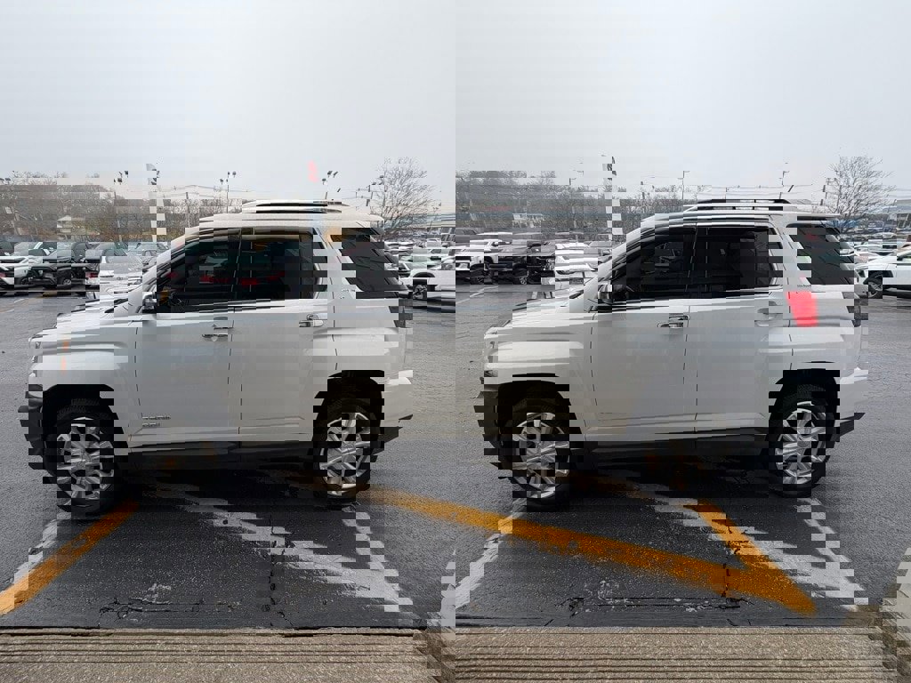 Used 2017 GMC Terrain SLT w/ Open Road Package image 8