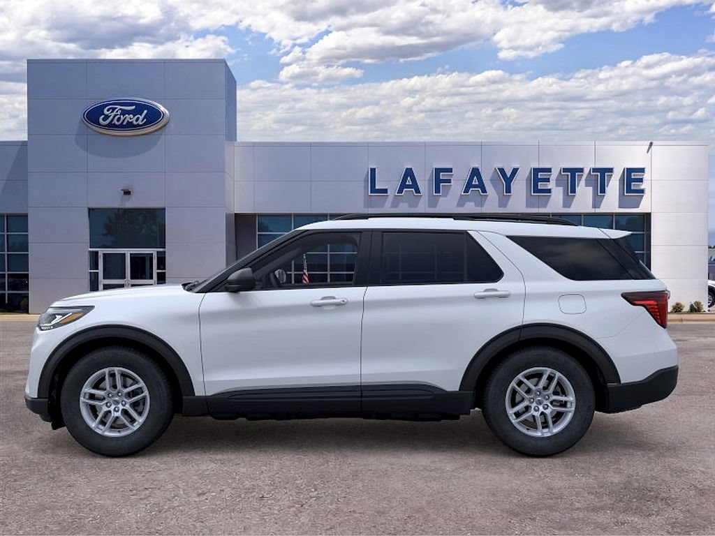 New 2026 Ford Explorer Active RWD image 3