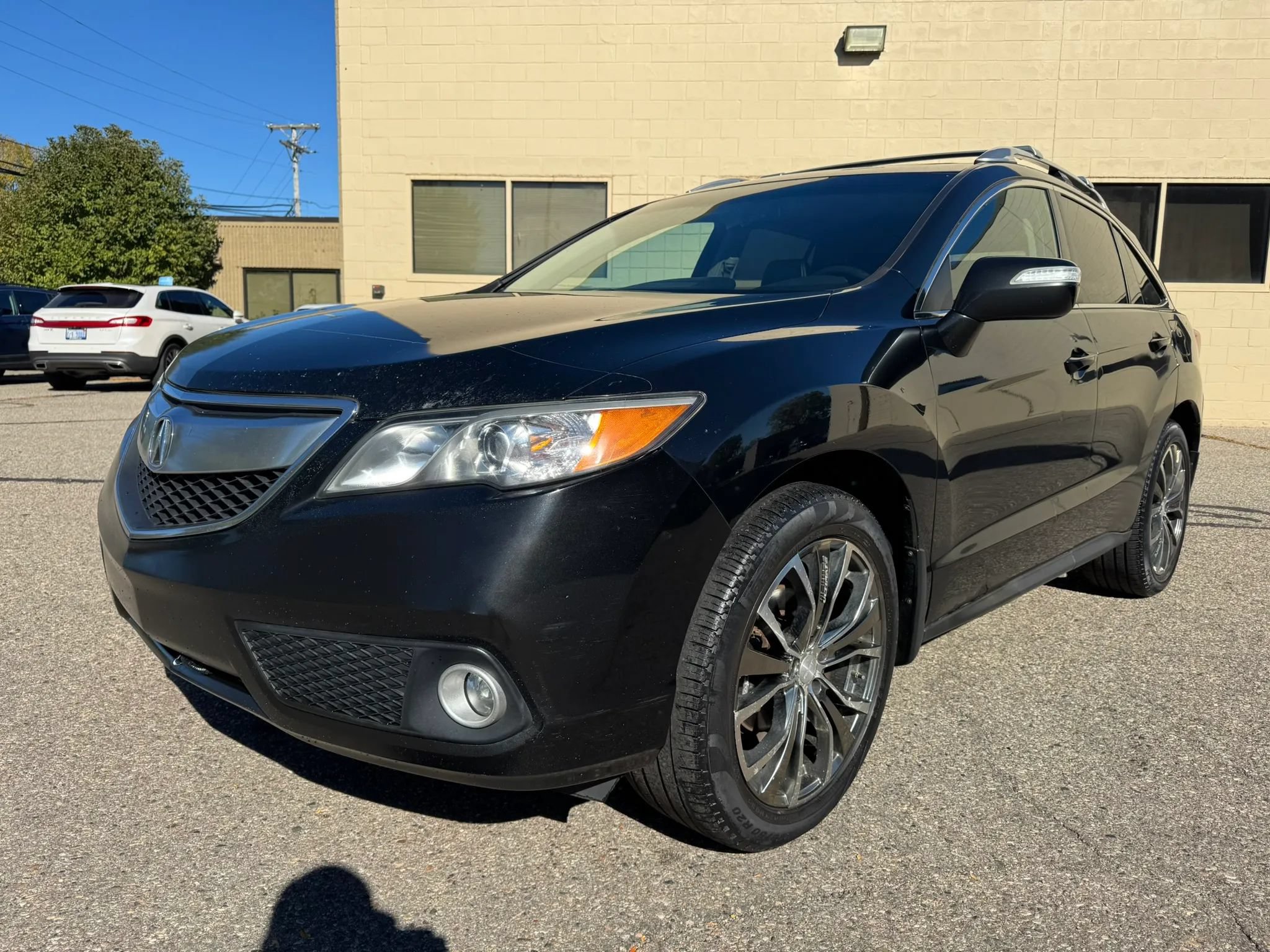 Used 2014 Acura RDX w/ Technology Package AWD/4WD image 3