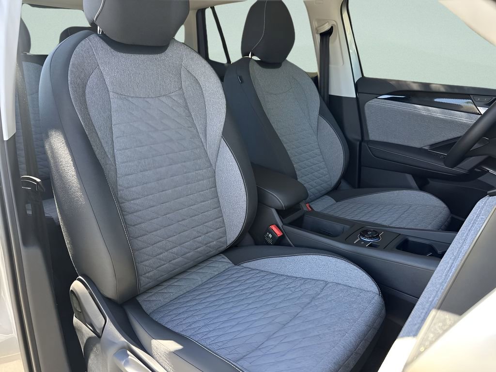 New 2026 Volkswagen Tiguan S image 25