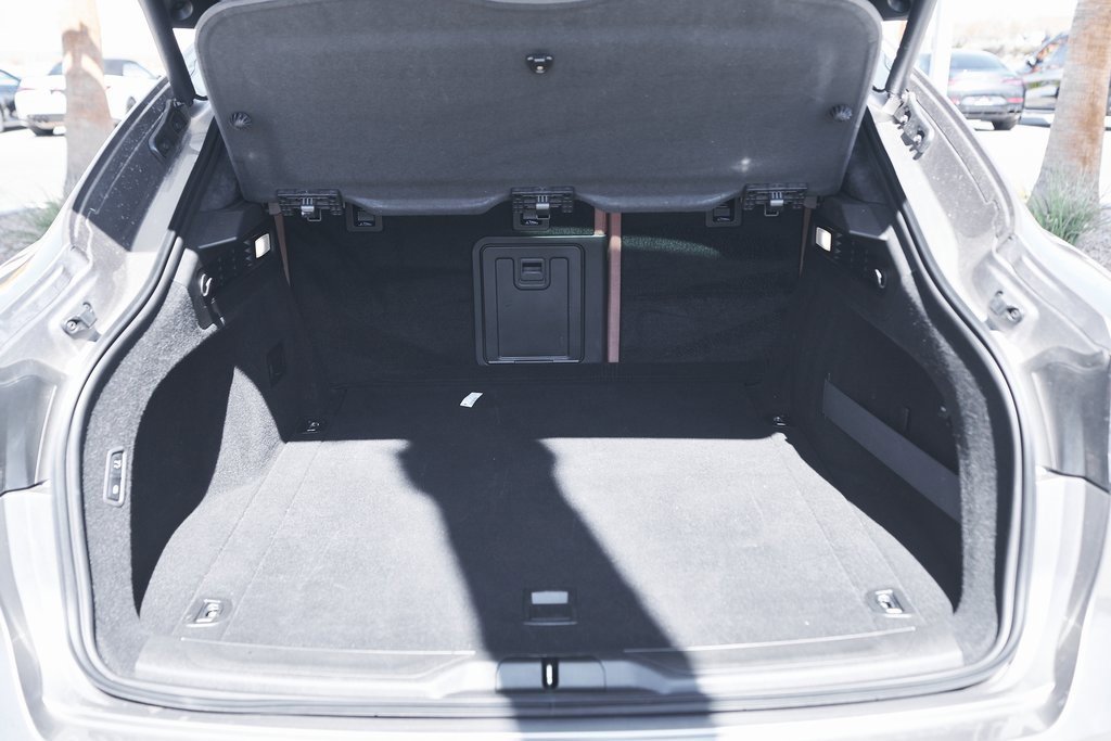 Used 2022 Maserati Levante Modena image 23