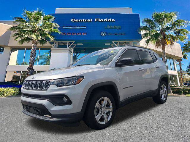 Certified 2024 Jeep Compass Latitude AWD/4WD image 9