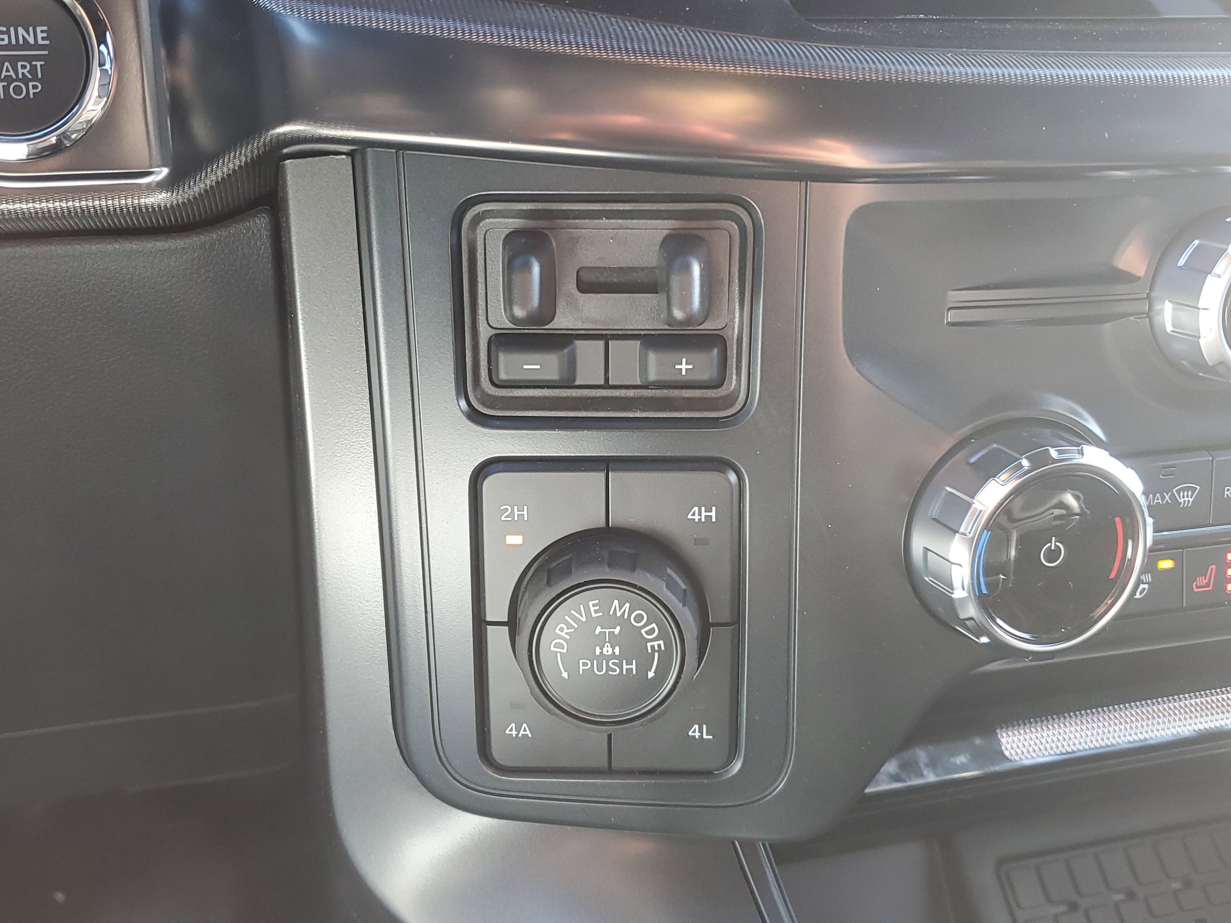 New 2025 Ford F150 Lariat w/ Equipment Group 502A High image 28