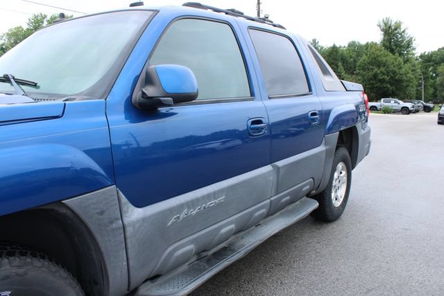 Used 2003 Chevrolet Avalanche 4x4 w/ Suspension Package, Off-Road image 41
