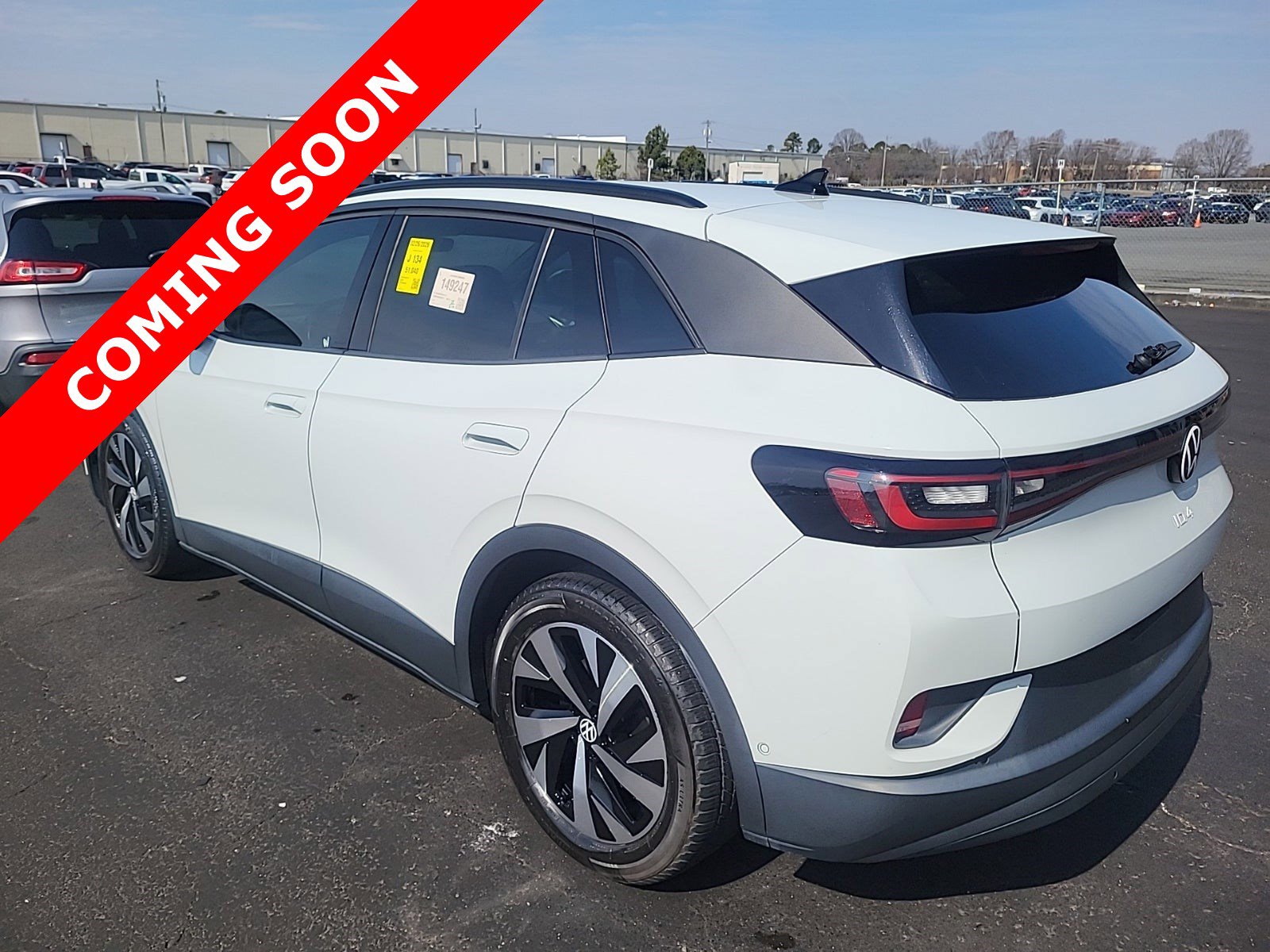 Used 2023 Volkswagen ID.4 Pro image 3