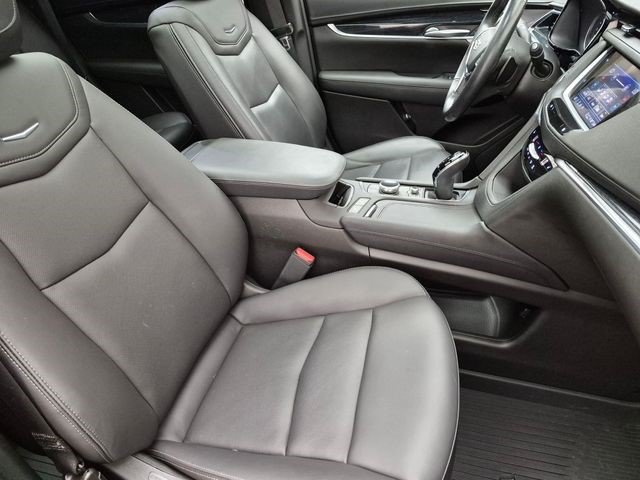 Certified 2023 Cadillac XT5 Premium Luxury w/ LPO, Floor Liner Package AWD/4WD image 26