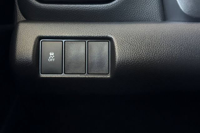 Certified 2025 Honda Pilot Sport image 33