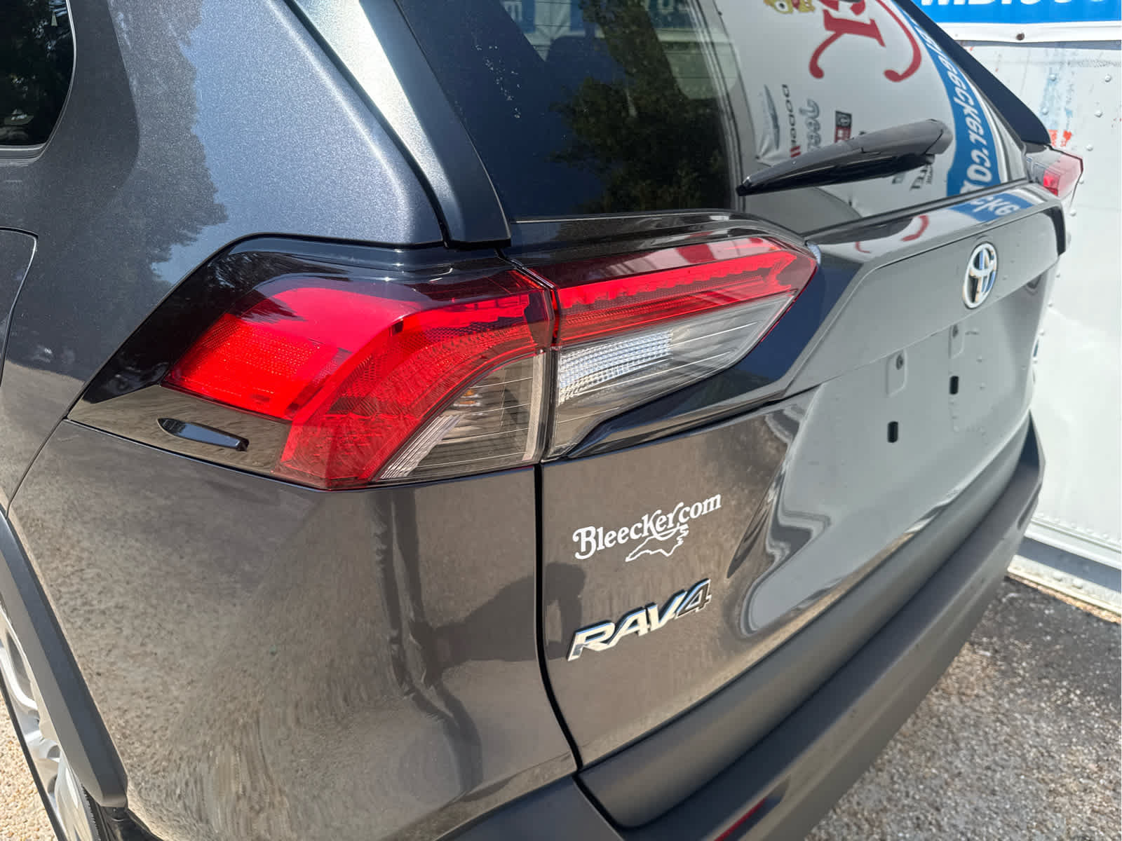 Used 2023 Toyota RAV4 LE FWD image 17
