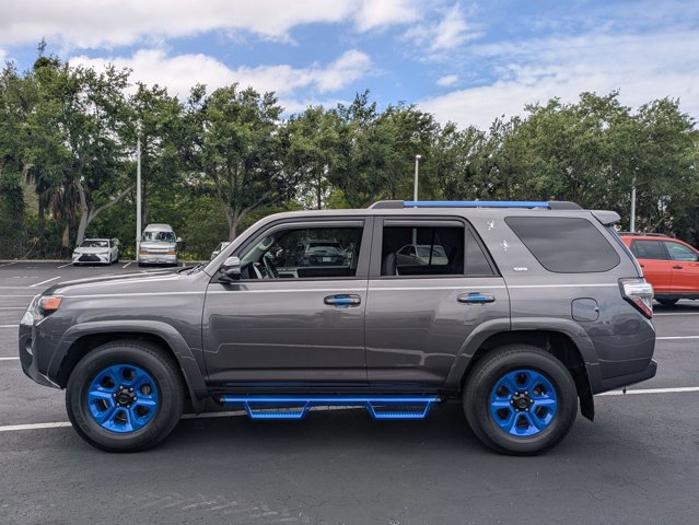 Used 2022 Toyota 4Runner SR5 Premium w/ Moonroof Package image 5
