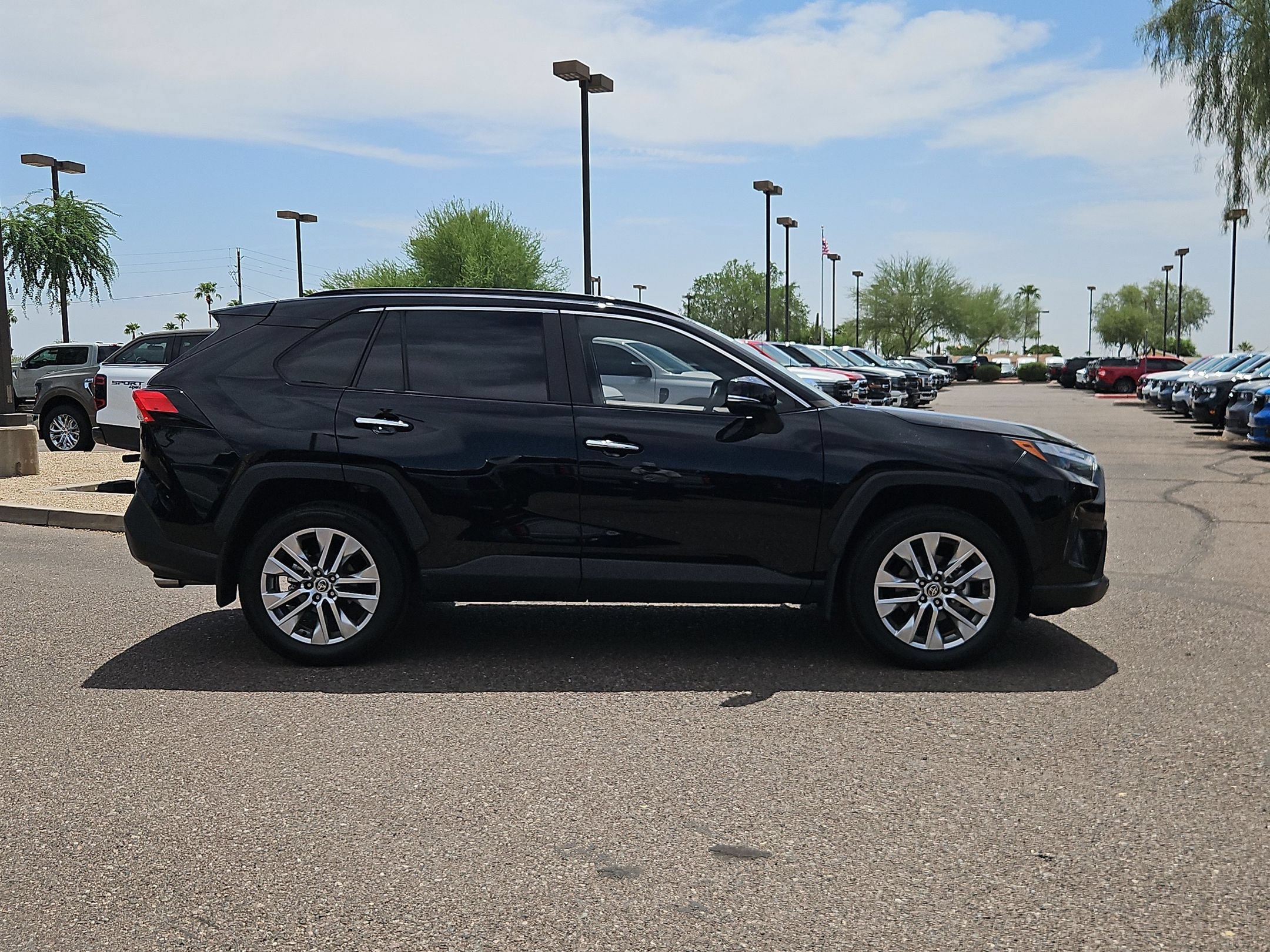 Used 2025 Toyota RAV4 Limited w/ Advanced Technology Package FWD image 4