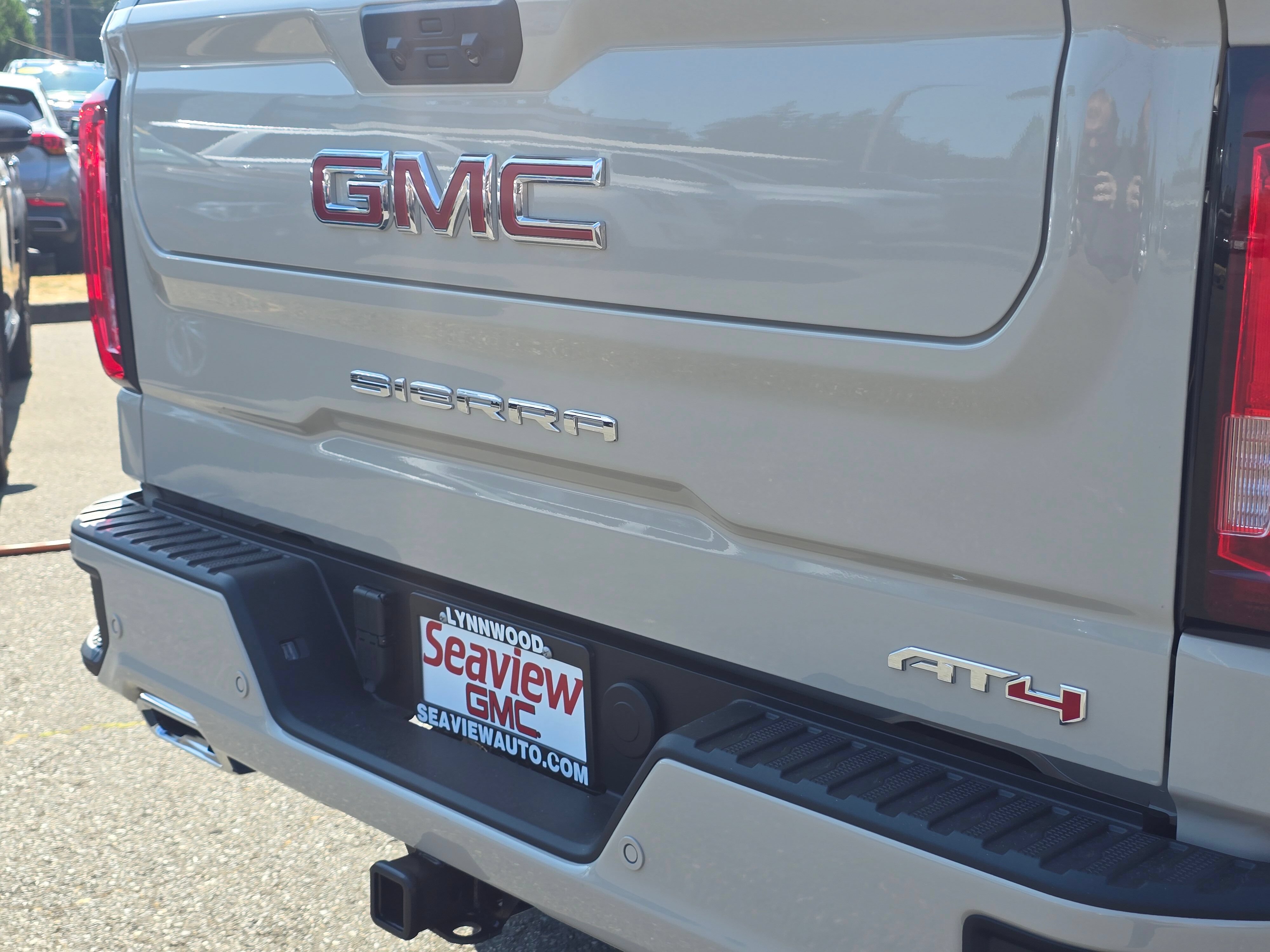 New 2026 GMC Sierra 1500 AT4 AWD/4WD image 10