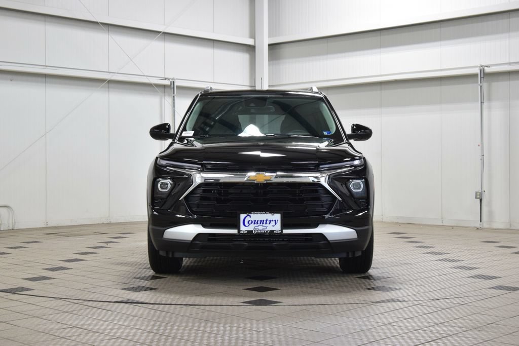 New 2026 Chevrolet TrailBlazer LT w/ Convenience Package FWD image 2
