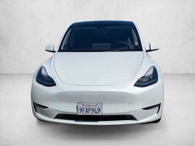 Used 2022 Tesla Model Y Long Range AWD/4WD image 2