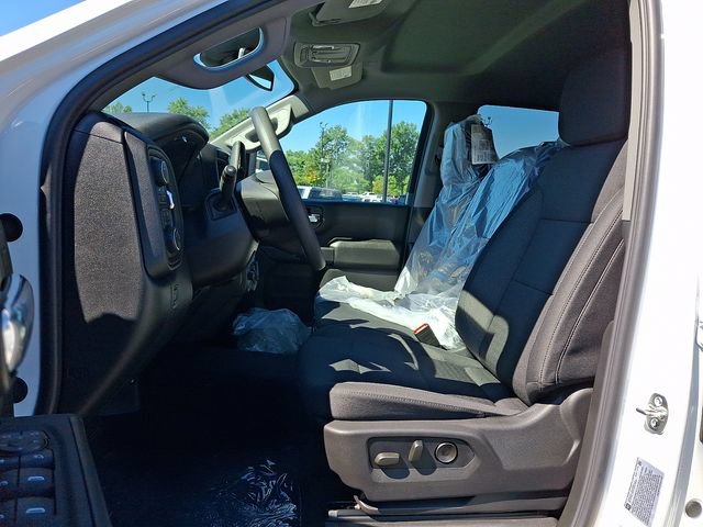 New 2026 Chevrolet Silverado 2500 Custom w/ Custom Value Package AWD/4WD image 6
