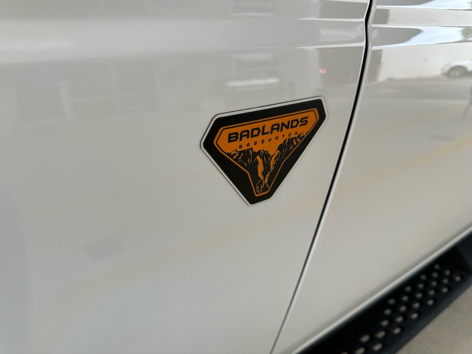 Certified 2025 Ford Bronco Badlands AWD/4WD image 6