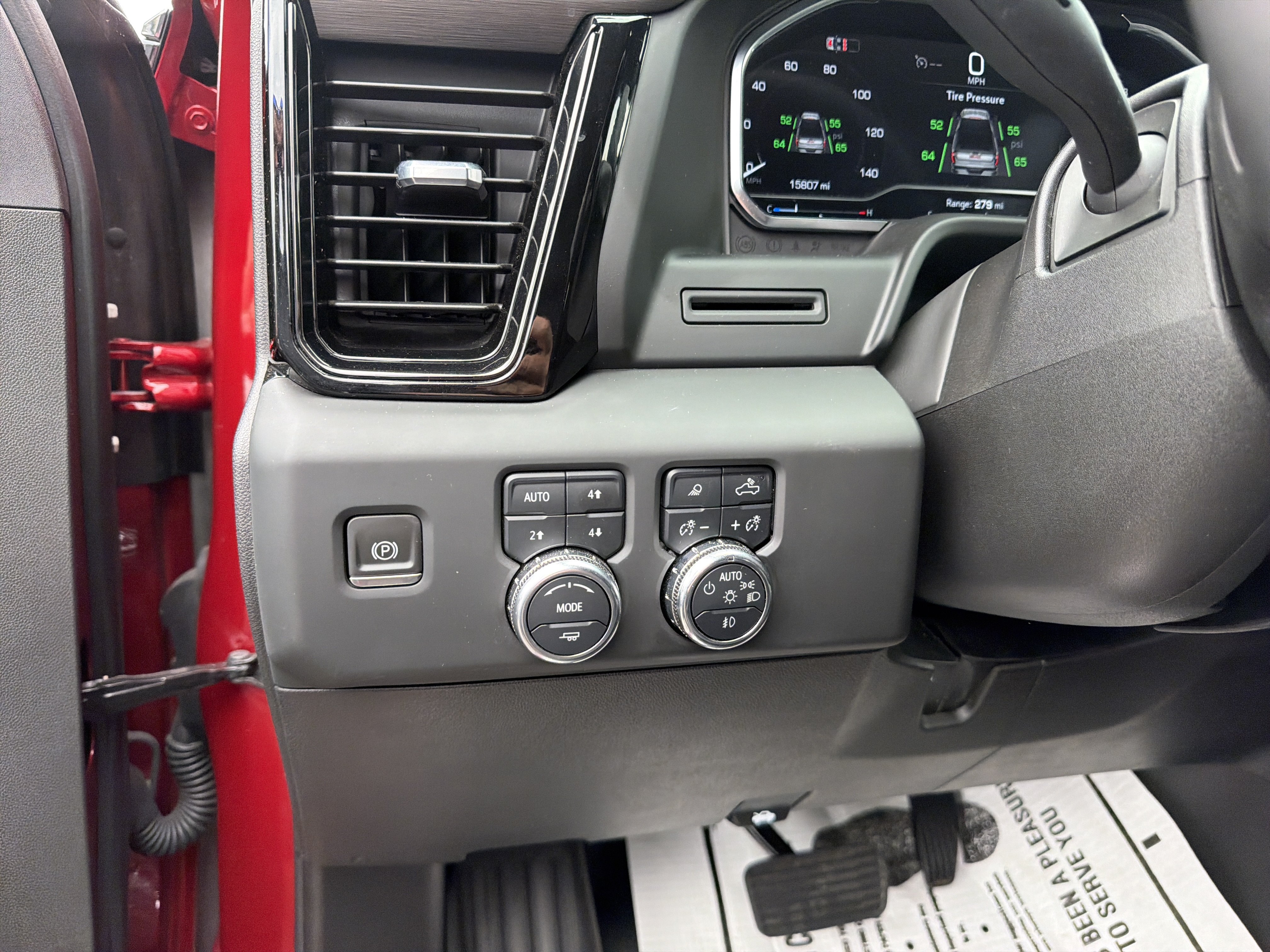 Used 2024 GMC Sierra 2500 AT4 w/ AT4 Preferred Package AWD/4WD image 19