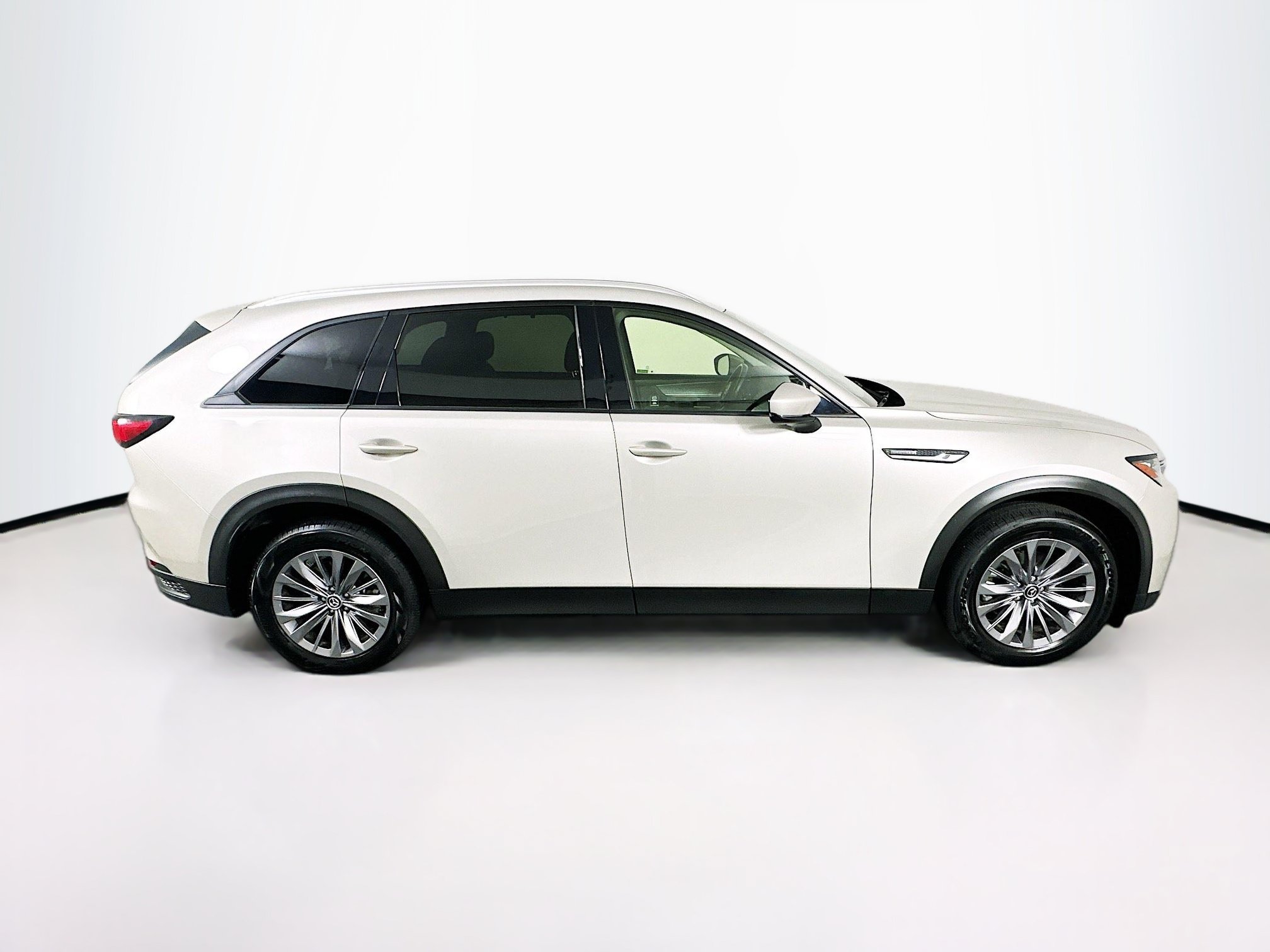 Used 2025 MAZDA CX-90 3.3 Turbo w/ Preferred Package AWD/4WD image 10