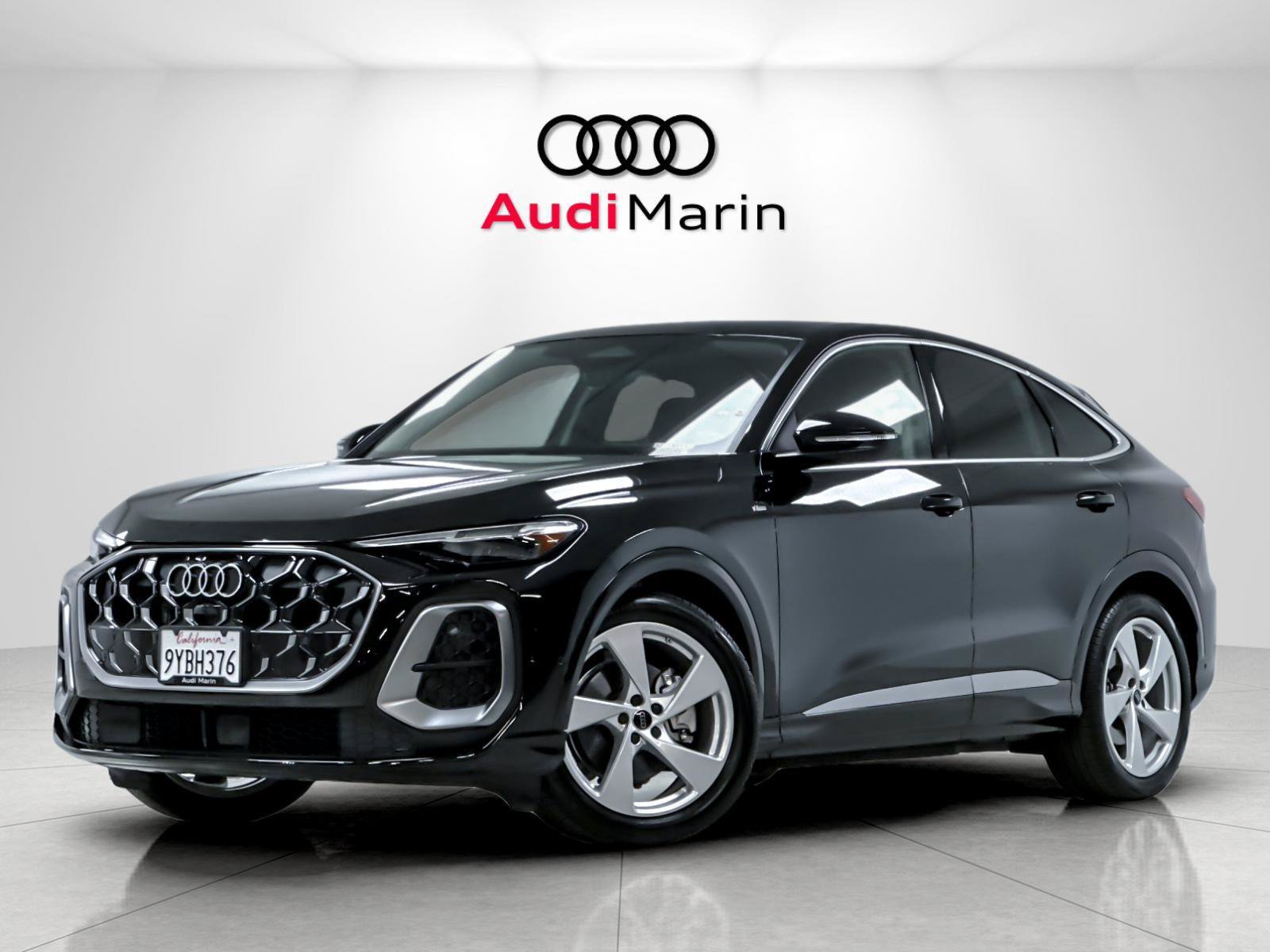 Certified 2025 Audi Q5 Prestige w/ 20" Wheel Package