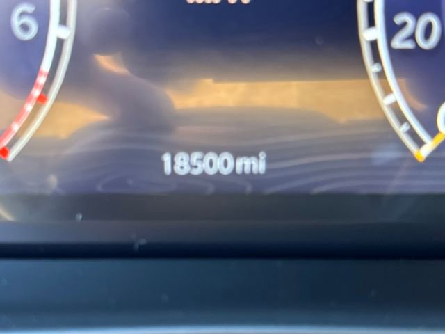 Used 2024 Jeep Grand Cherokee Altitude image 24