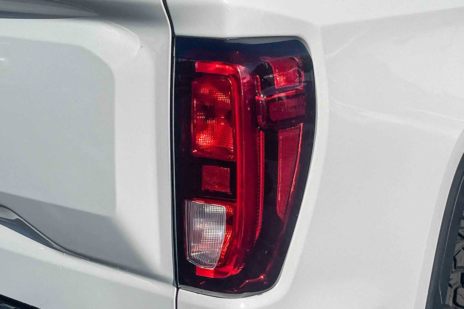 Used 2020 GMC Sierra 1500 Elevation w/ Elevation Value Package image 8