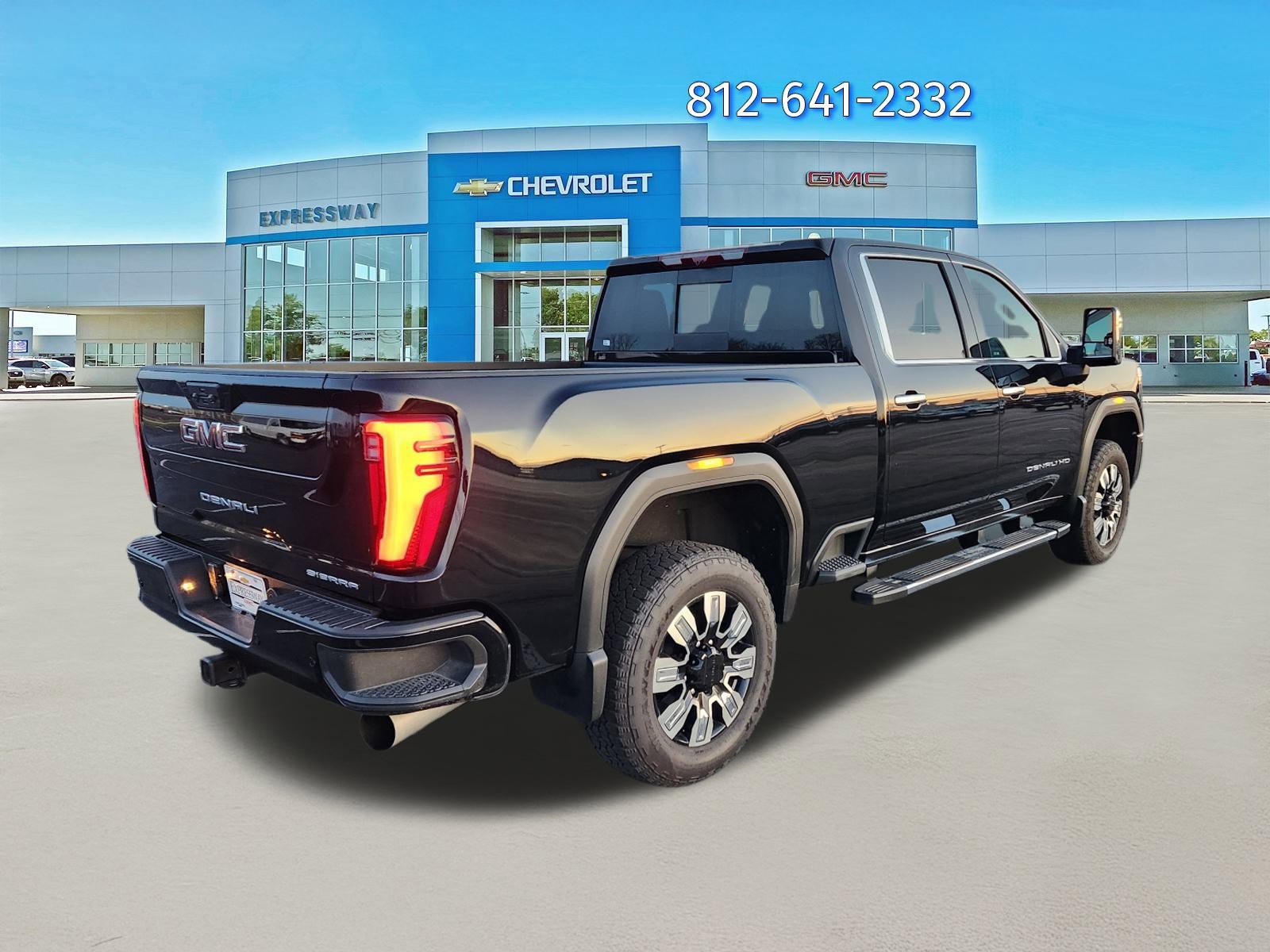 Used 2024 GMC Sierra 2500 Denali w/ Denali Reserve Package image 7