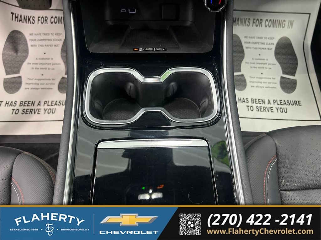 Used 2024 Chevrolet Traverse RS w/ LPO, Floor Liner Package AWD/4WD image 32