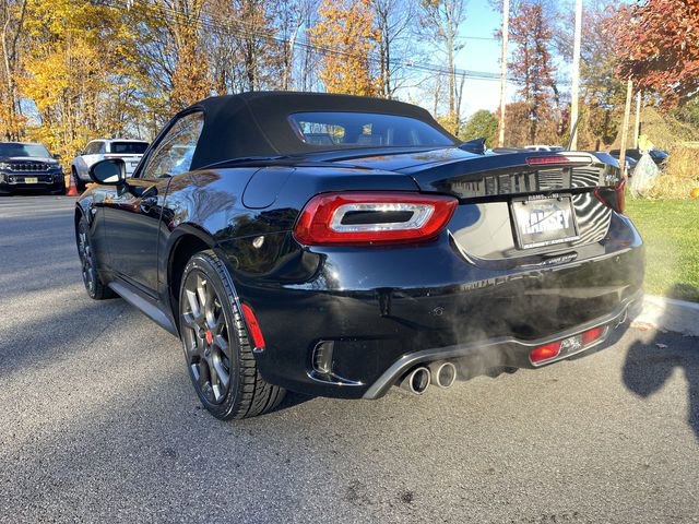 Used 2018 FIAT 124 Spider Abarth w/ Convenience Group RWD image 5