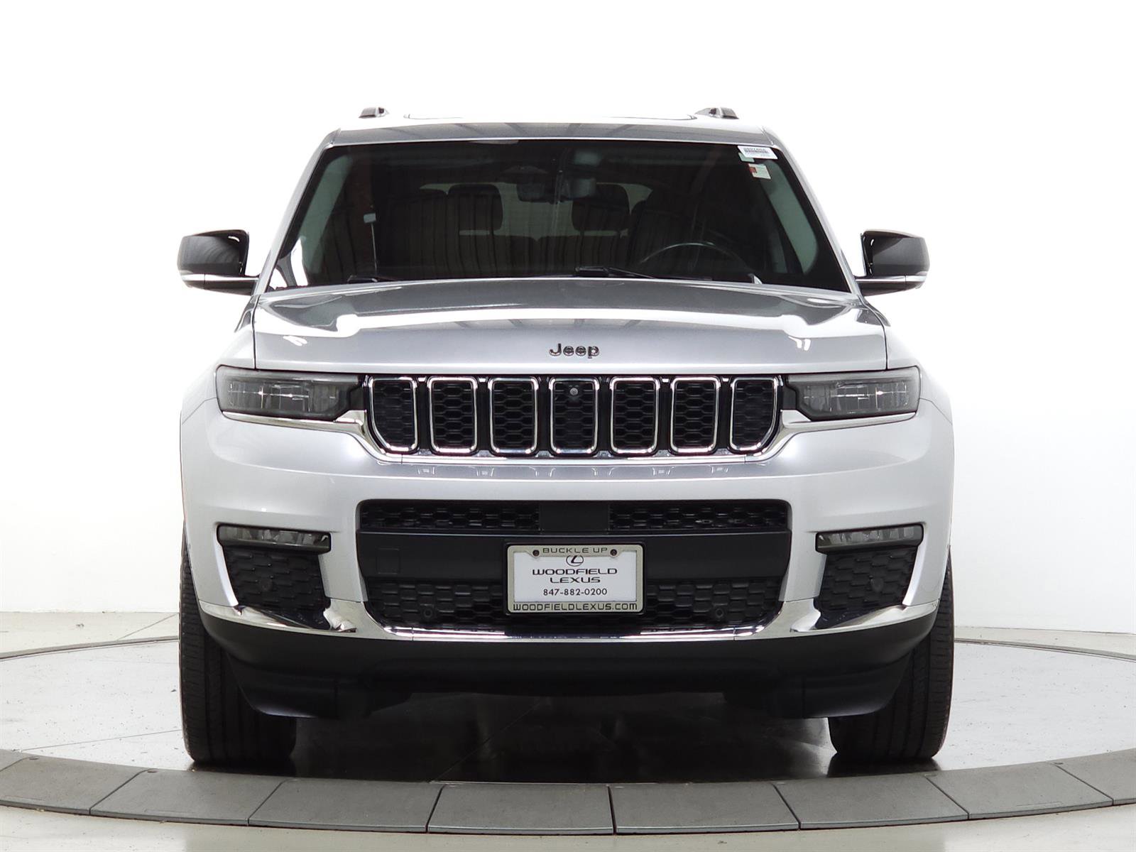 Used 2021 Jeep Grand Cherokee L Limited w/ Luxury Tech Group II AWD/4WD image 2