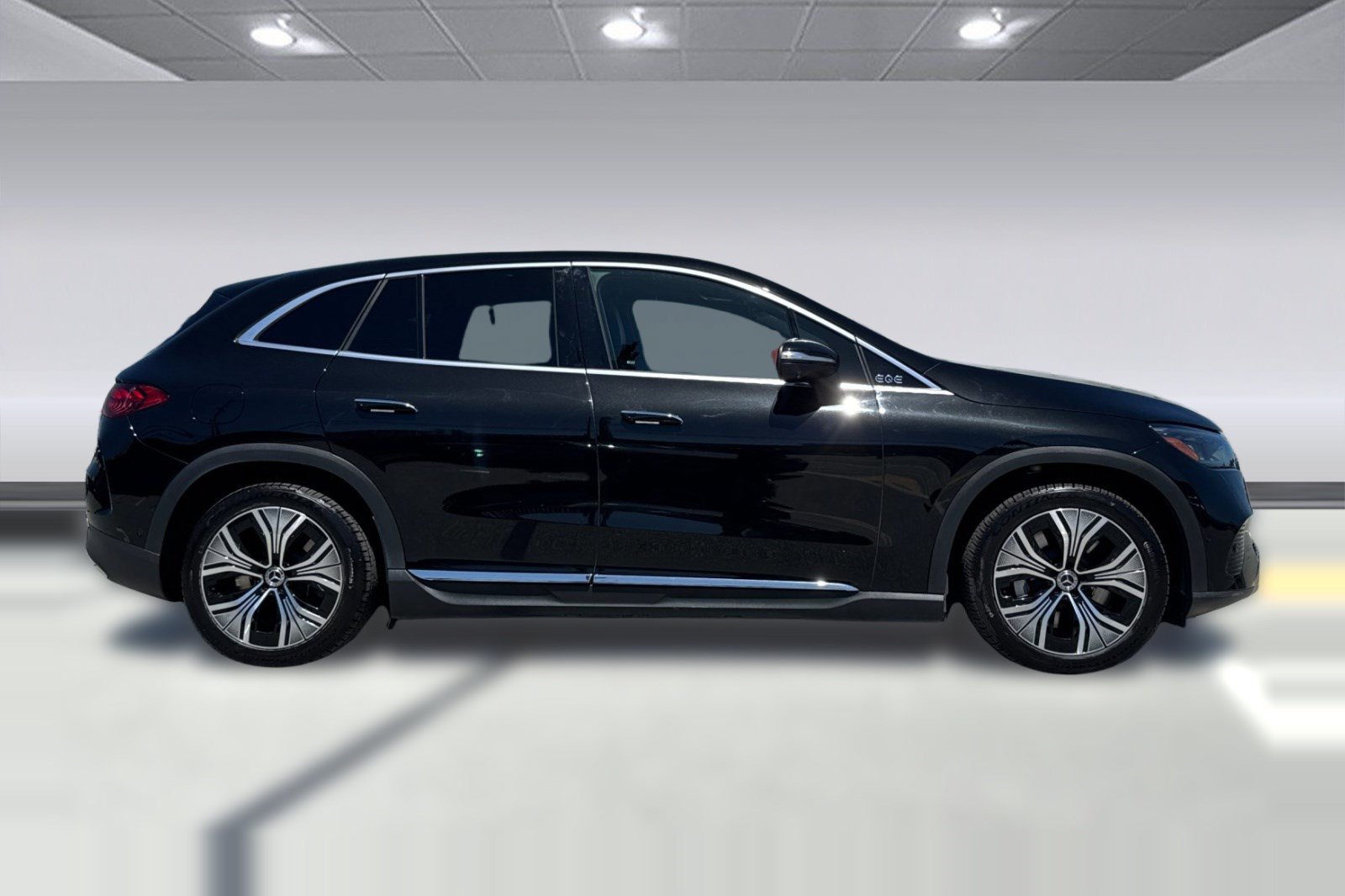Certified 2023 Mercedes-Benz EQE 350+ 4MATIC SUV image 7