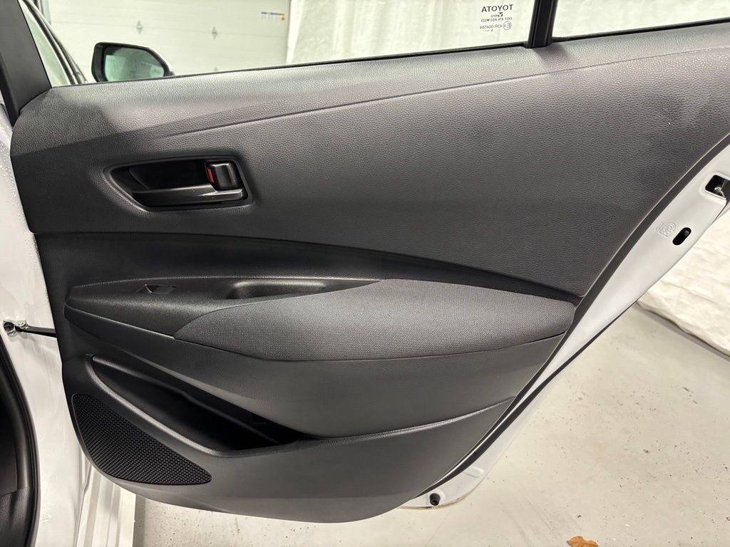 Used 2026 Toyota Corolla LE FWD image 47