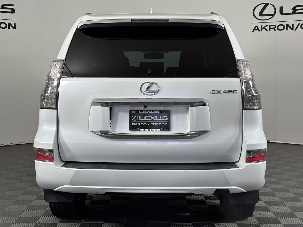 Used 2015 Lexus GX 460 w/ Navigation Package AWD/4WD image 8