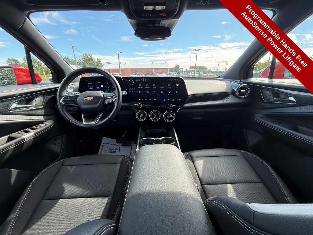Used 2024 Chevrolet Blazer EV LT AWD/4WD image 40