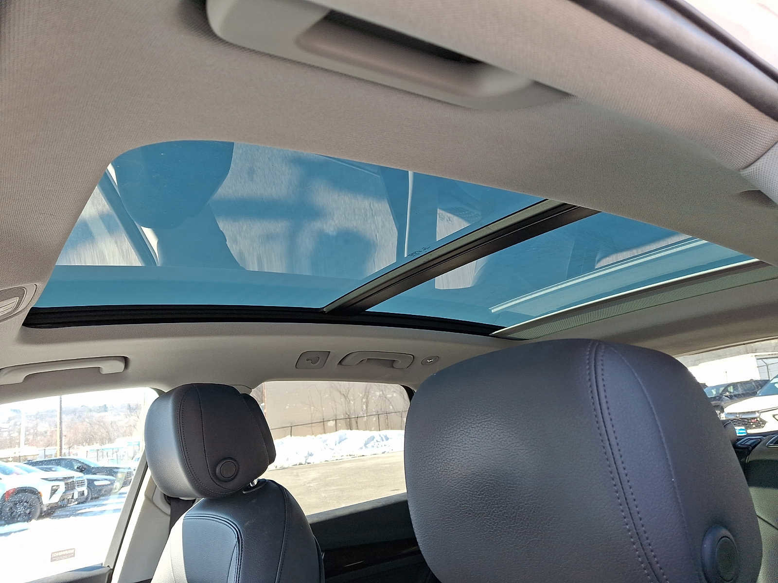 Used 2019 Audi Q5 2.0T Premium w/ Convenience Package image 14