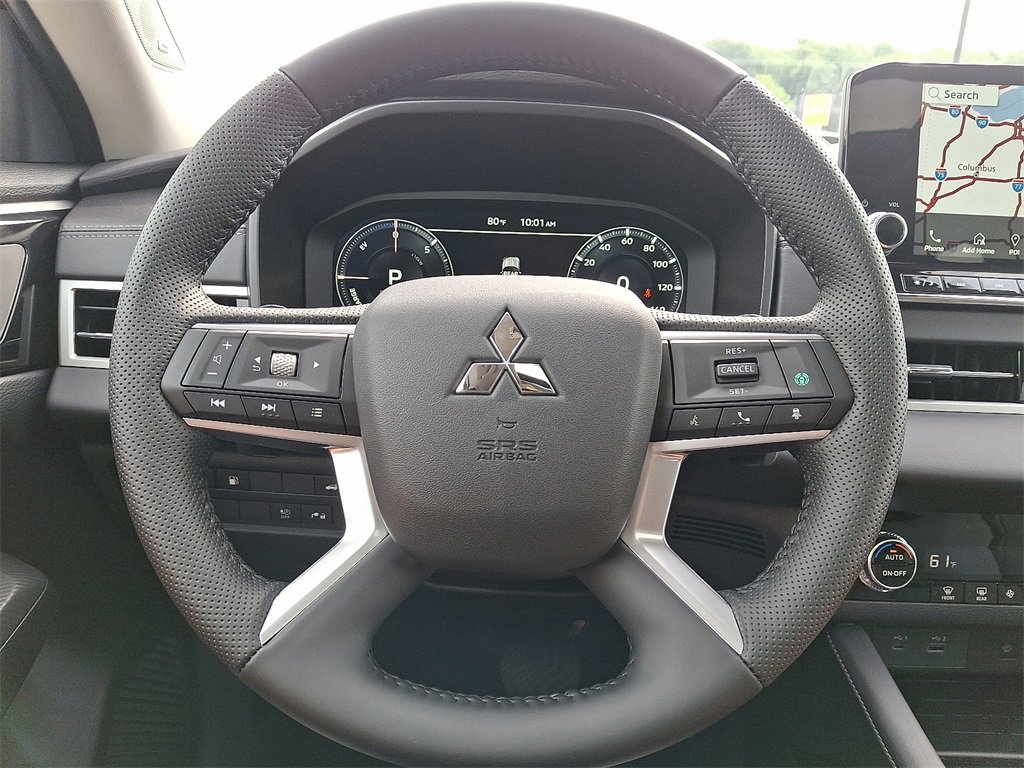 New 2025 Mitsubishi Outlander SE image 9