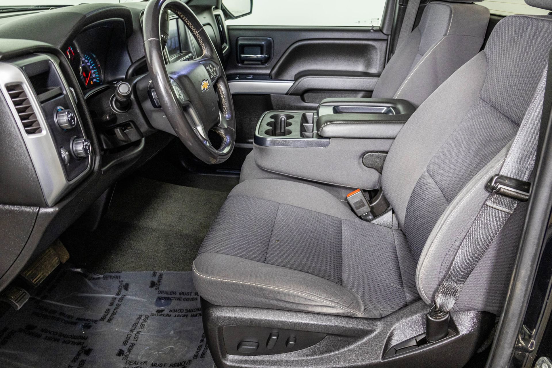 Used 2018 Chevrolet Silverado 1500 LT w/ LT Convenience Package AWD/4WD image 31