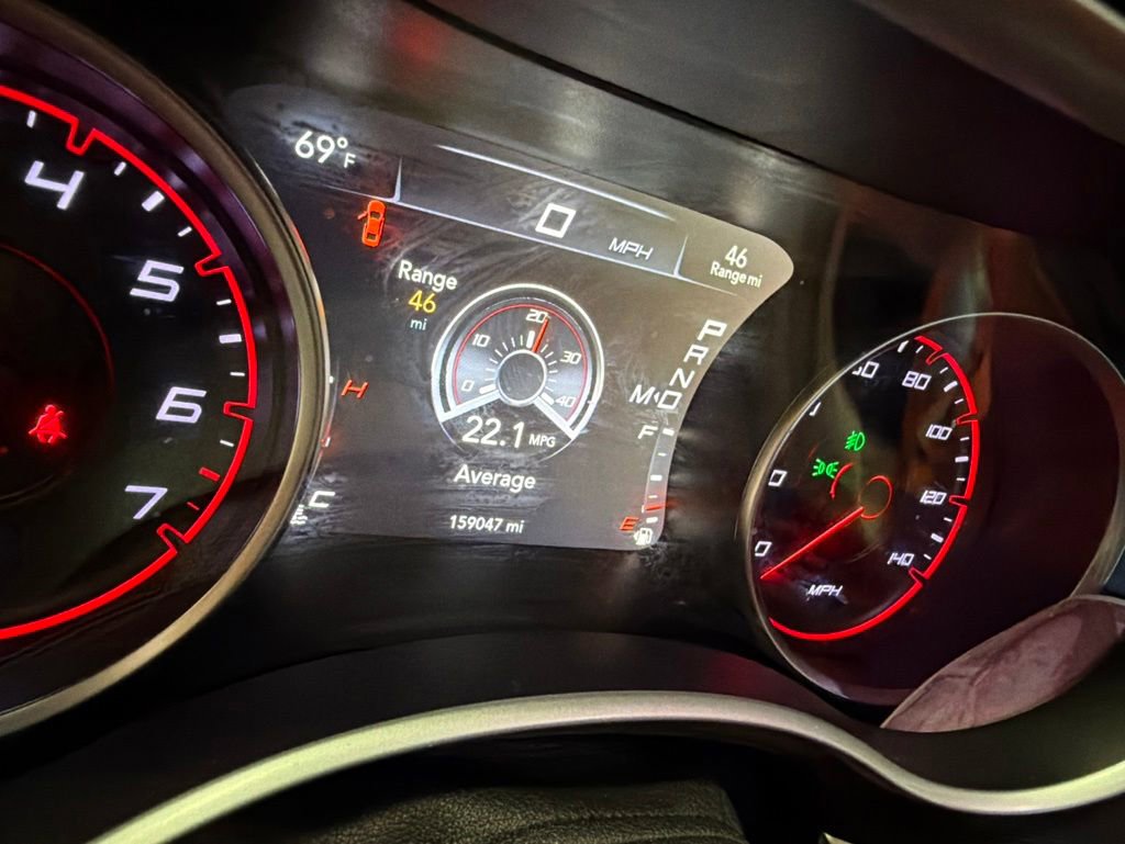 Used 2016 Dodge Charger SXT w/ Premium Group RWD image 11