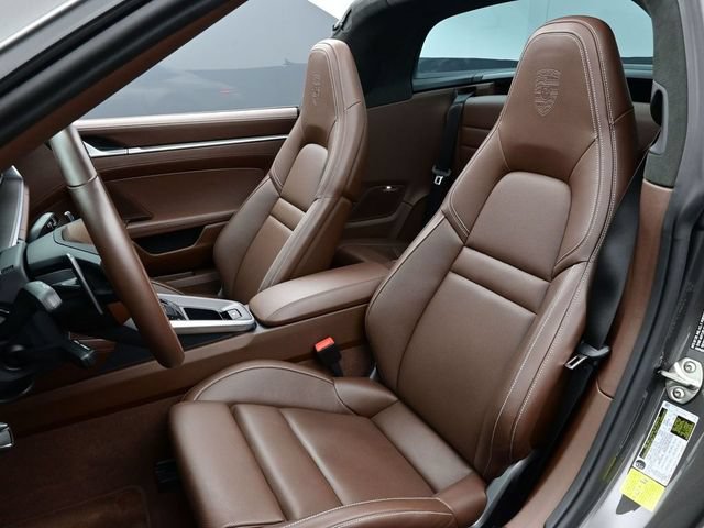 Certified 2024 Porsche 911 Targa 4S AWD/4WD image 5
