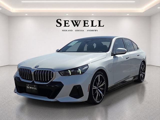 Used 2026 BMW 550e xDrive w/ Premium Package