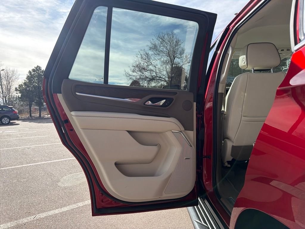 Used 2021 GMC Yukon Denali w/ Advanced Technology Package image 20