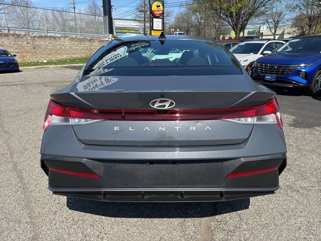 Certified 2024 Hyundai Elantra SEL image 14