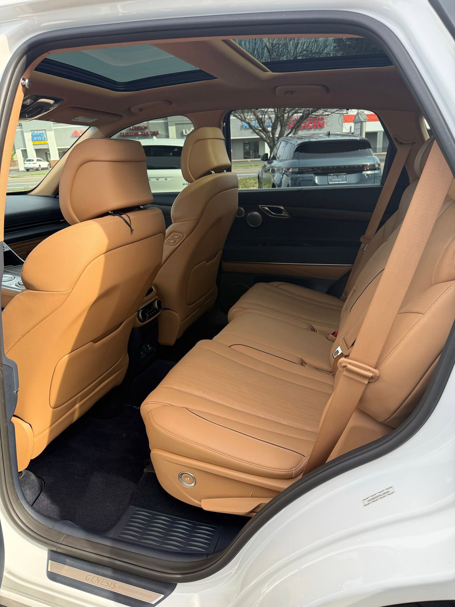 Used 2022 Genesis GV80 2.5T w/ Prestige Package 04 image 27