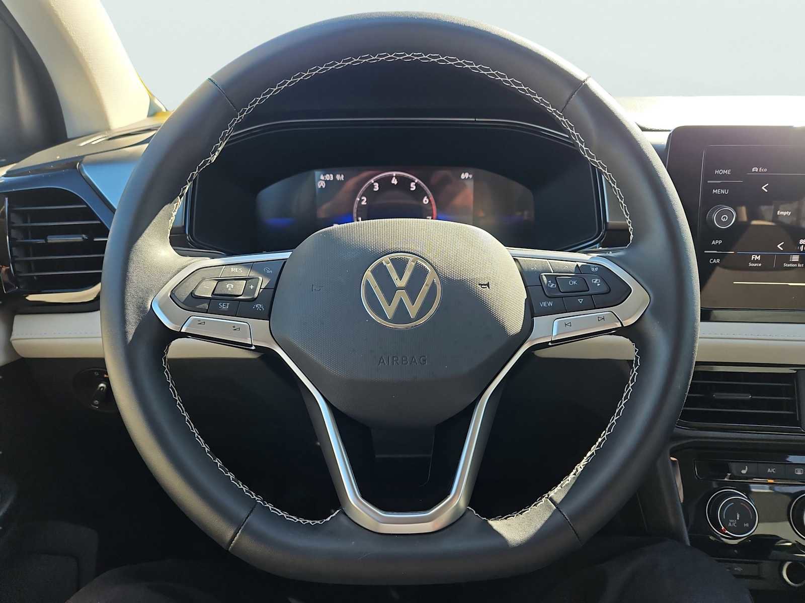 Used 2025 Volkswagen Taos S AWD/4WD image 27