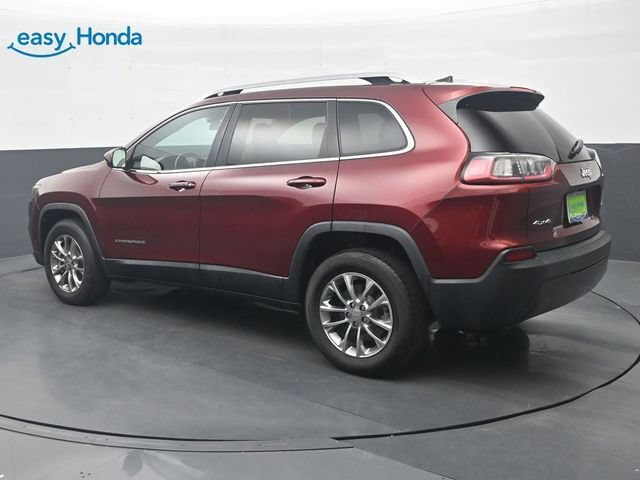 Used 2019 Jeep Cherokee Latitude Plus AWD/4WD image 5